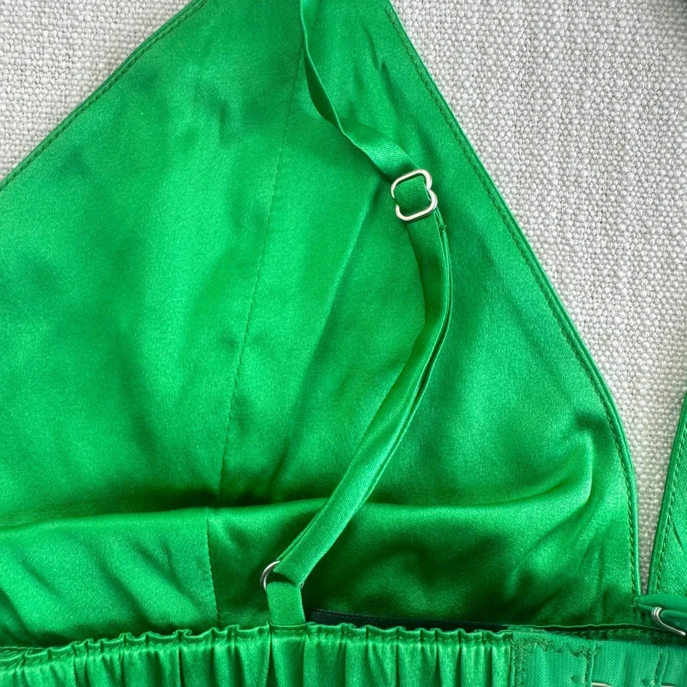 SER.O.YA Kelly Green Silk Bralette Top V-Neck Adjustable Straps Size X‎ Small